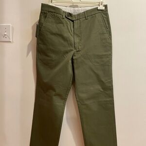 Spier And Mackay High Rise  Chinos in Fatigue green, size 33 Slim Fit